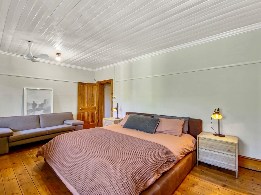 2 Bedroom Property for Sale in Green Point Western Cape